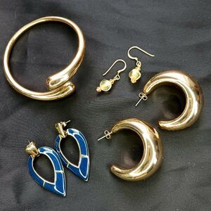 BUNDLE Chunky Gold Bracelet Hoop Pierced Earrings Blue Enamel Jewelry